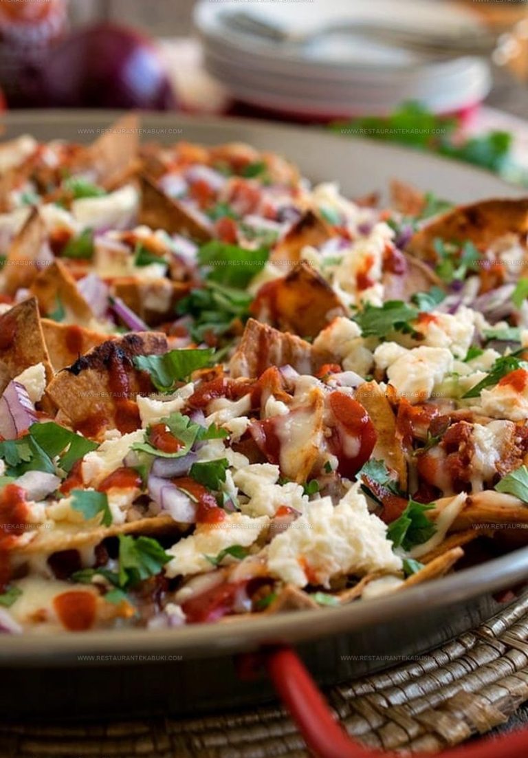 2403026 Pulled Chicken Chilaquiles Recipe