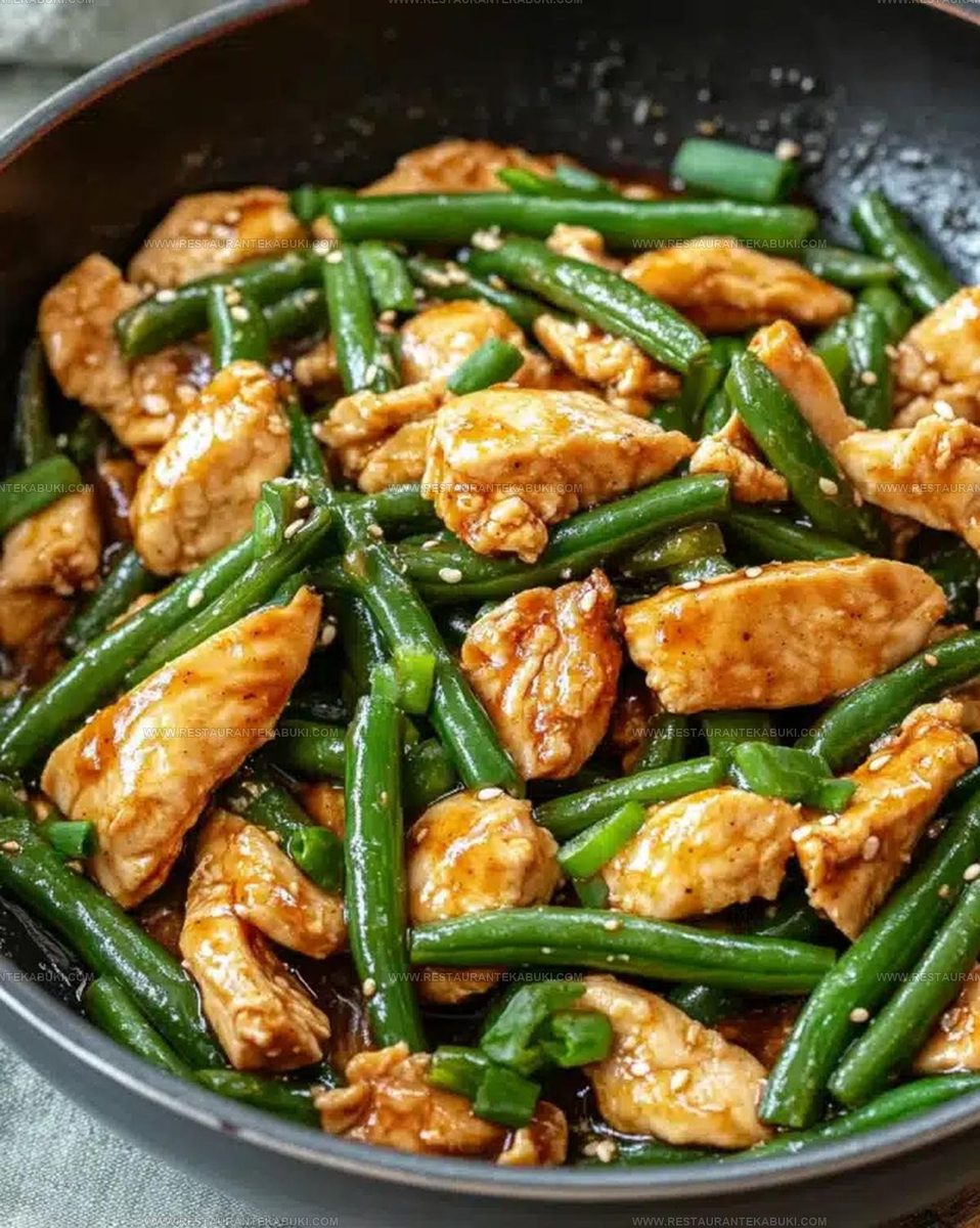9433555 Chicken and Green Bean Stir Fry Recipe